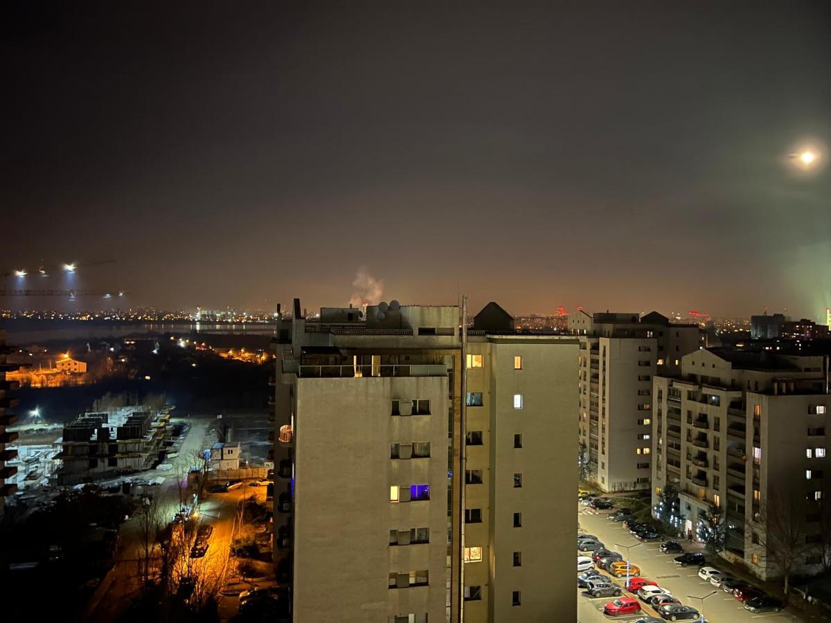 Fancy Penthouse Studio With Lakeview W10 Bucarest Esterno foto