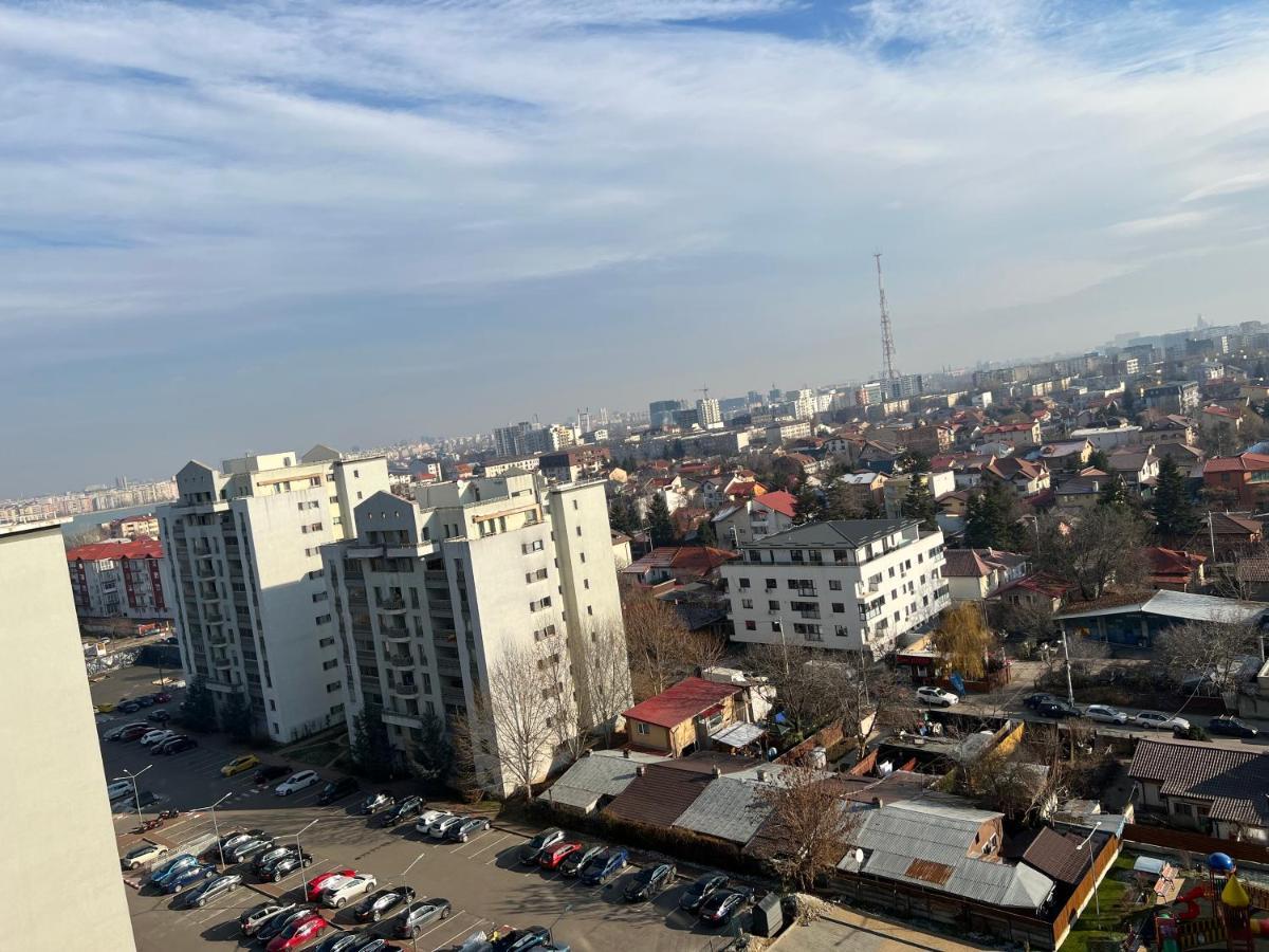 Fancy Penthouse Studio With Lakeview W10 Bucarest Esterno foto