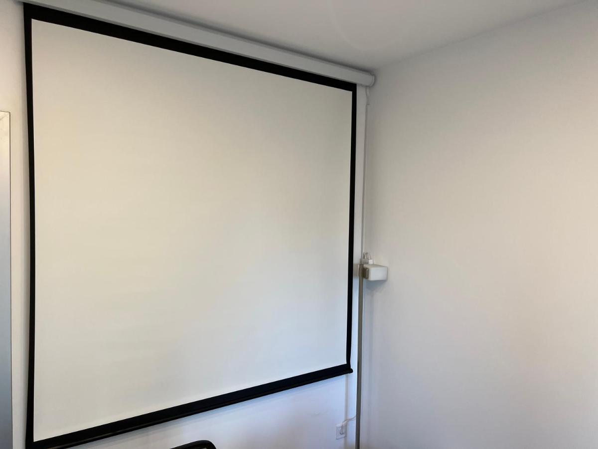 Fancy Penthouse Studio With Lakeview W10 Bucarest Esterno foto