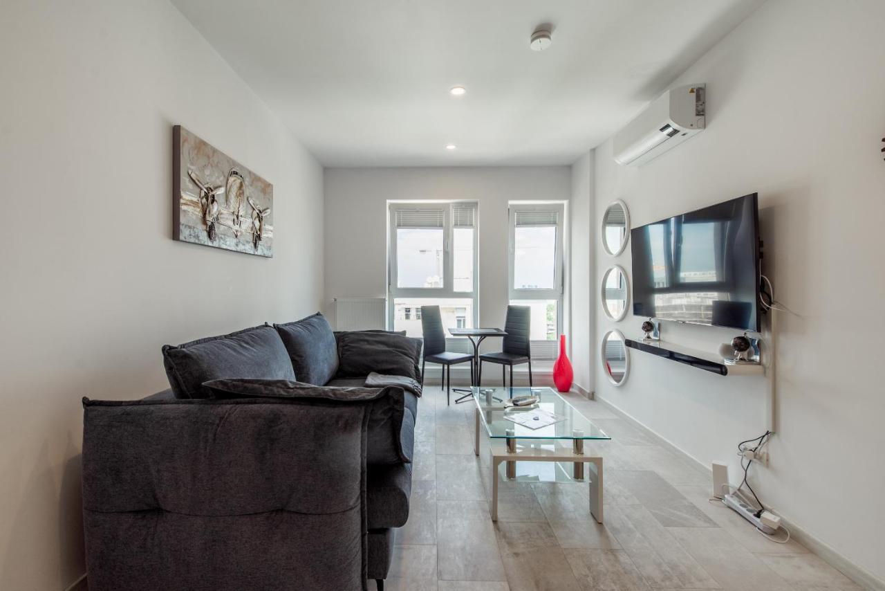 Fancy Penthouse Studio With Lakeview W10 Bucarest Esterno foto