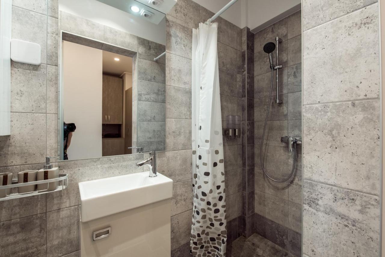 Fancy Penthouse Studio With Lakeview W10 Bucarest Esterno foto
