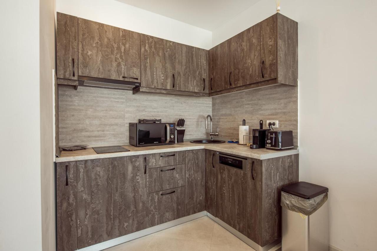 Fancy Penthouse Studio With Lakeview W10 Bucarest Esterno foto